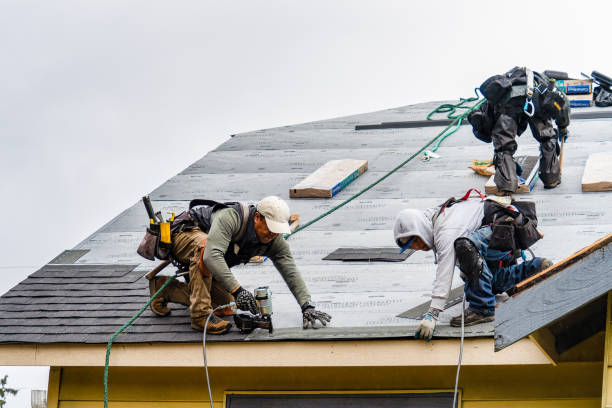 Professional Gutter Installation technician working in Avon-by-the-Sea, NJ